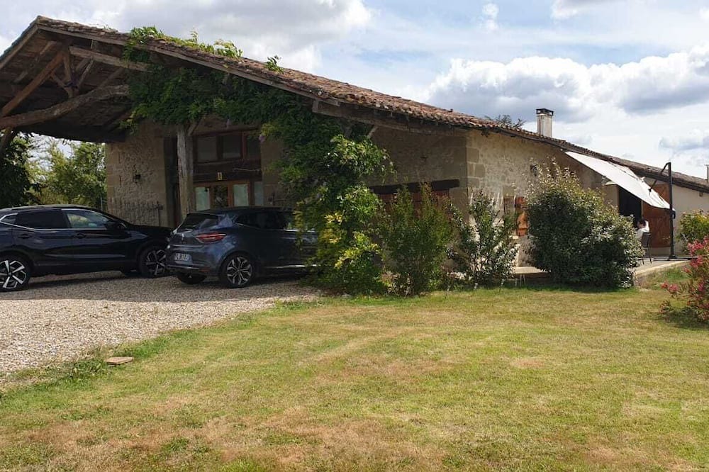 Photo of Outdoor in Armillac
