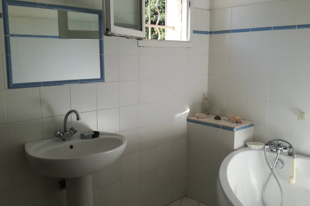 Photo of Bathroom in Aix-en-Provence