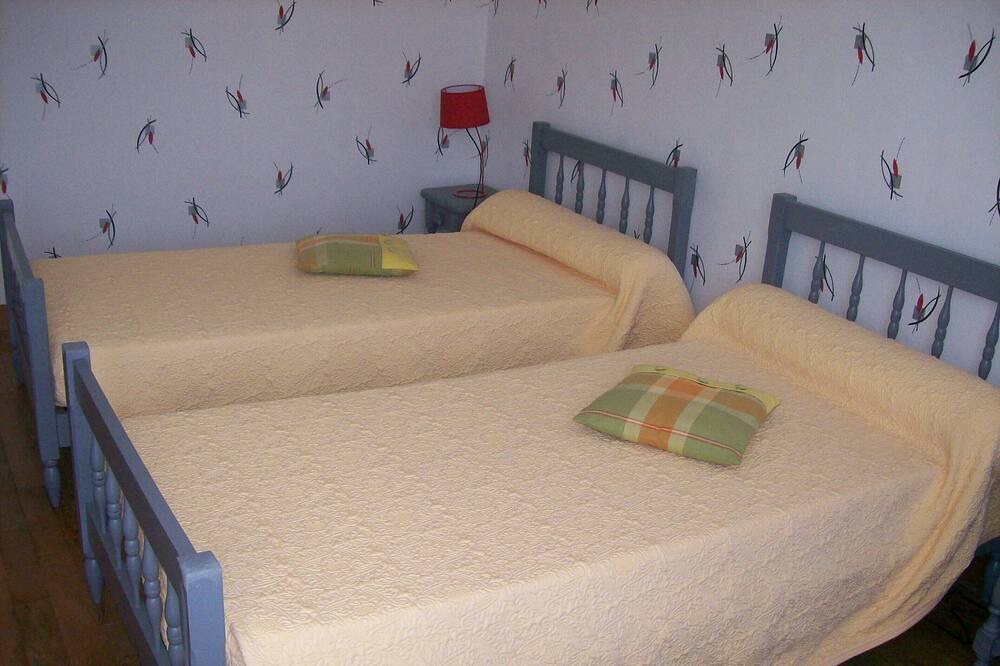 Photo of Bedroom in Jugeals-Nazareth