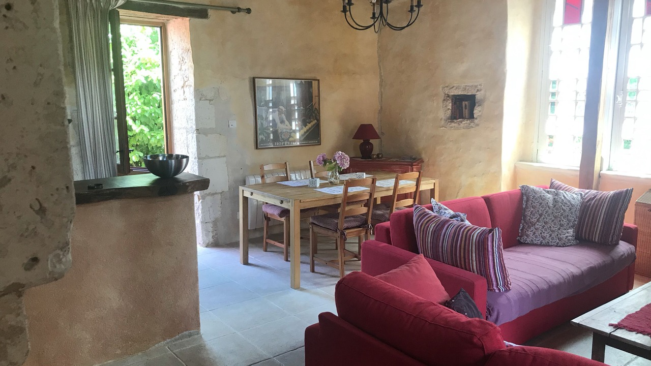 Photo of Livingroom in La Rochebeaucourt-et-Argentine