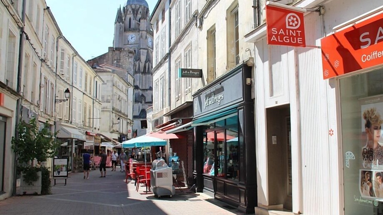 Photo of Outdoor in Saintes
