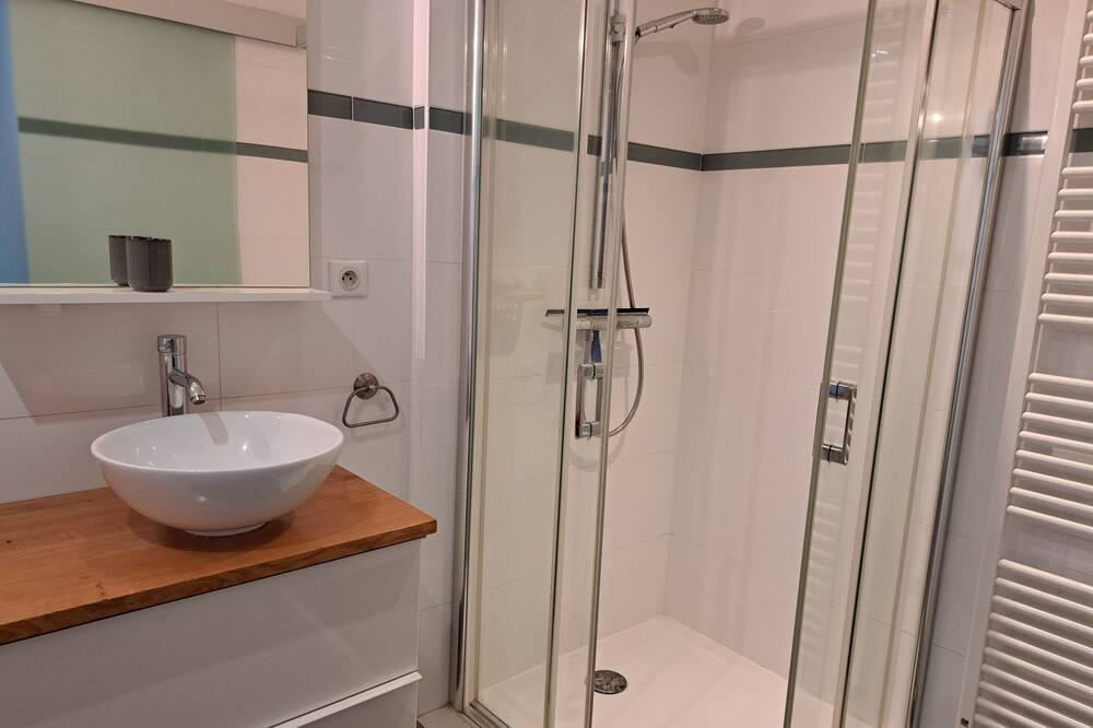 Photo of Bathroom in Vivonne