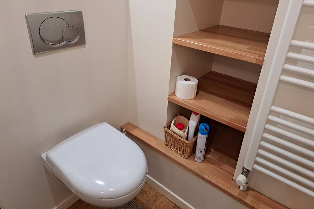 Photo of Bathroom in Vivonne