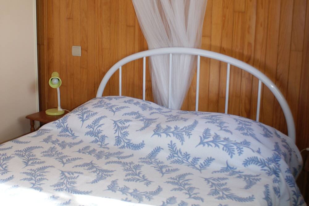 Photo of Bedroom in Albignac