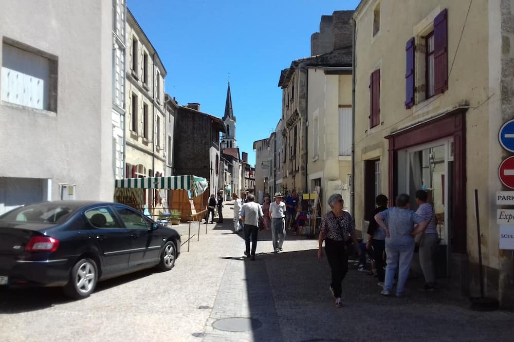 Photo of Outdoor in Saint-Loup-Lamaire