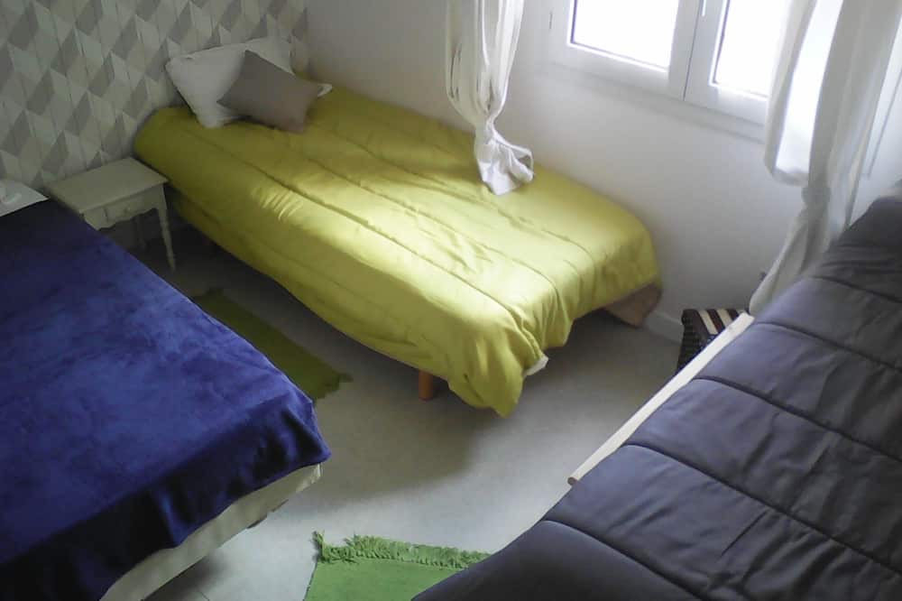 Photo of Bedroom in Saint-Loup-Lamaire