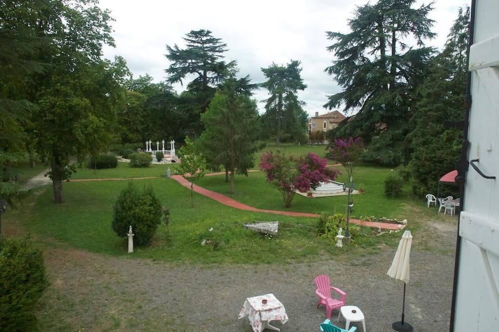Photo of Outdoor in La Rochefoucauld