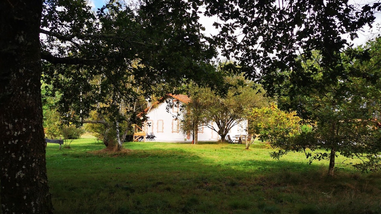 Photo of Outdoor in Luglon