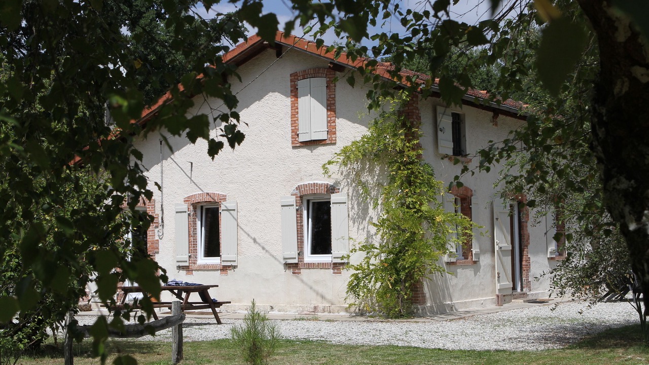 Photo of Outdoor in Luglon