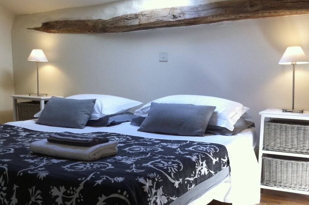 Photo of Bedroom in Nabinaud
