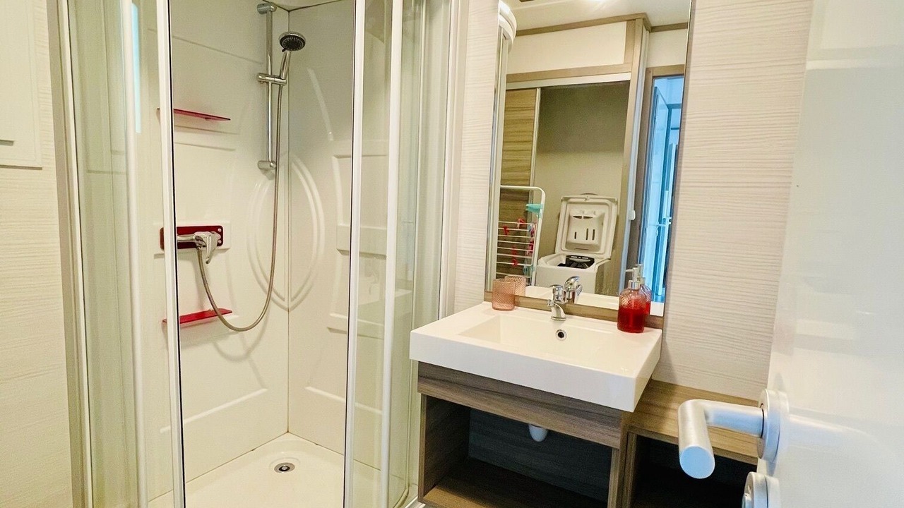 Photo of Bathroom in La Chapelle-Aubareil