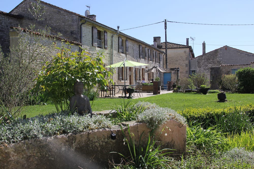 Photo of Others in Le Gicq