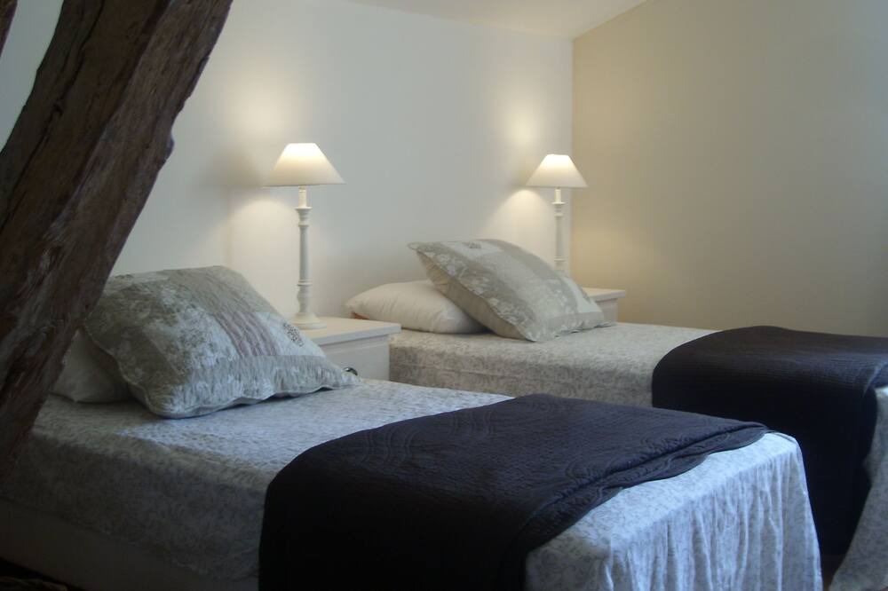 Photo of Bedroom in Nabinaud