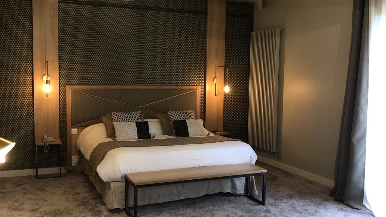 Photo of Bedroom in Chasseneuil-du-Poitou