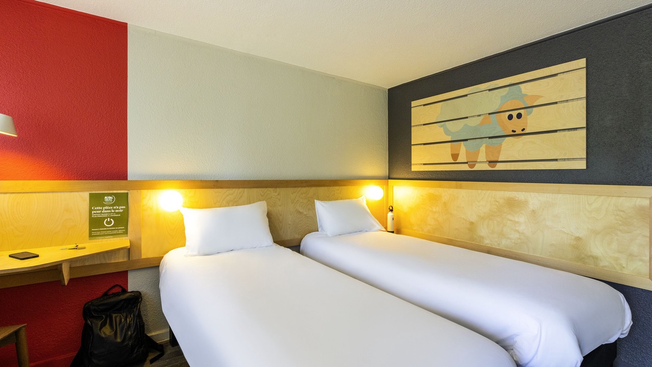 Photo of Bedroom in Saint-Yrieix-sur-Charente