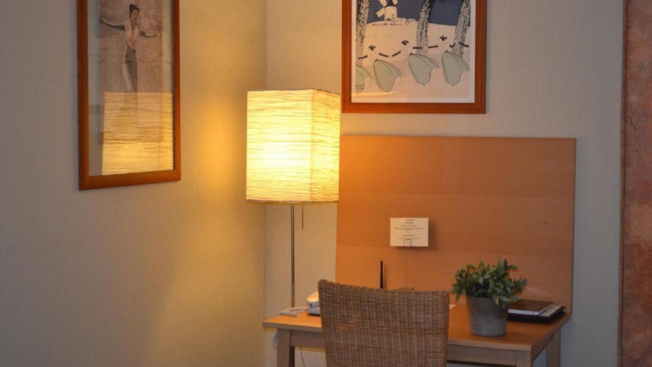 Photo of Bedroom in Noailles
