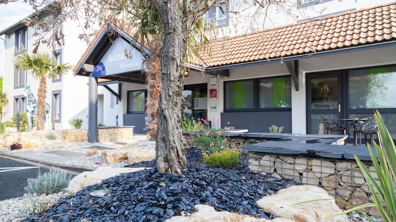 Photo of Outdoor in Souche