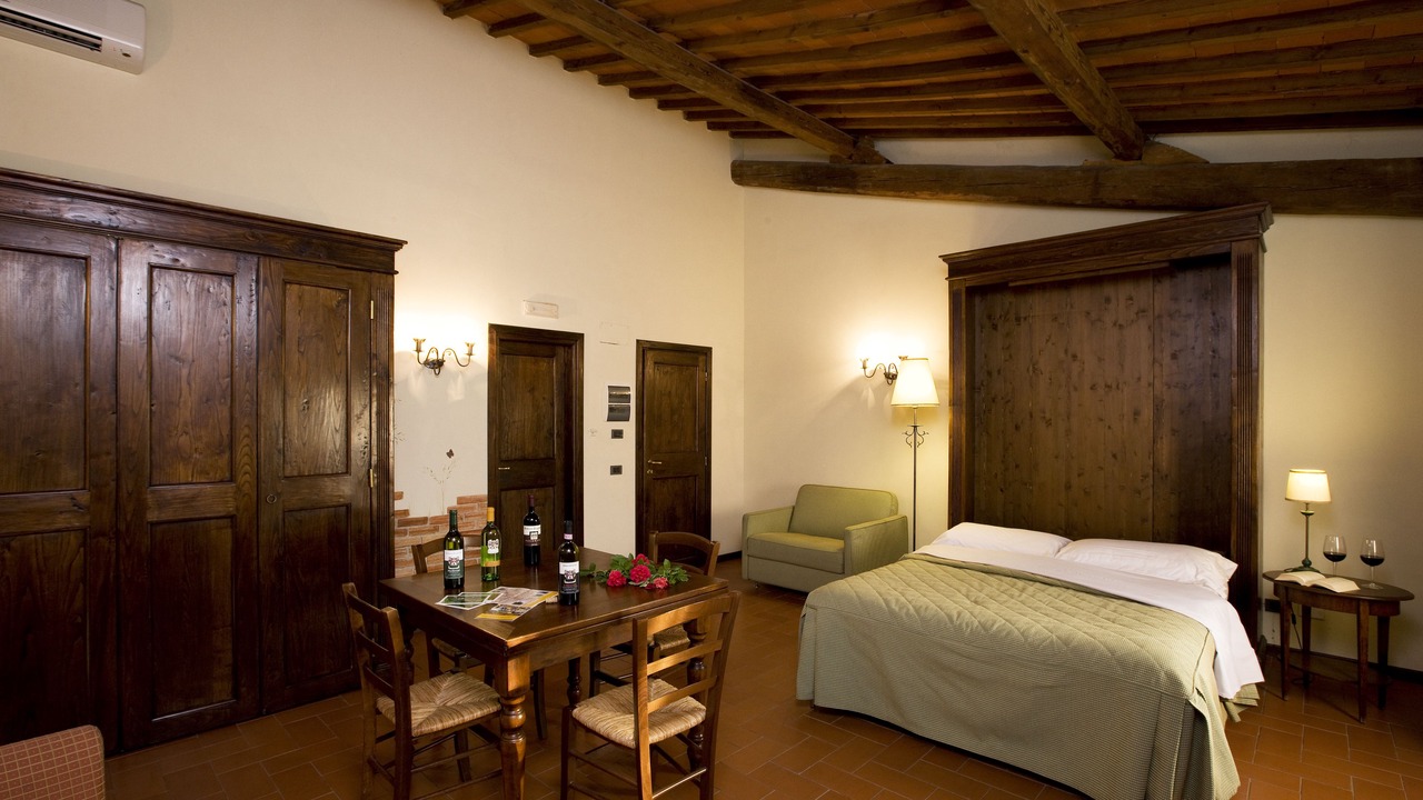 Photo of Bedroom in Terranuova Bracciolini