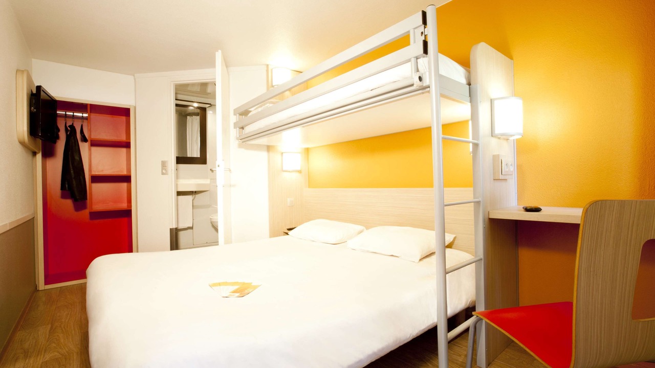 Photo of Bedroom in Lormont
