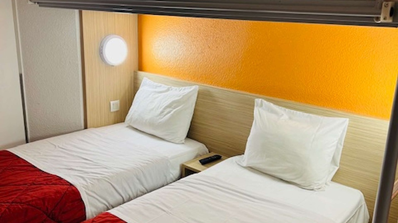 Photo of Bedroom in Villenave-d'Ornon