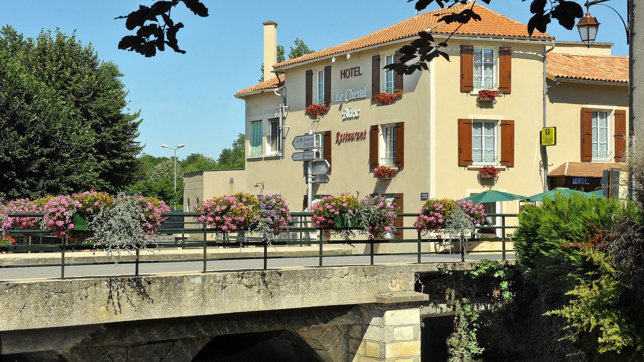 Photo of Outdoor in Vouille