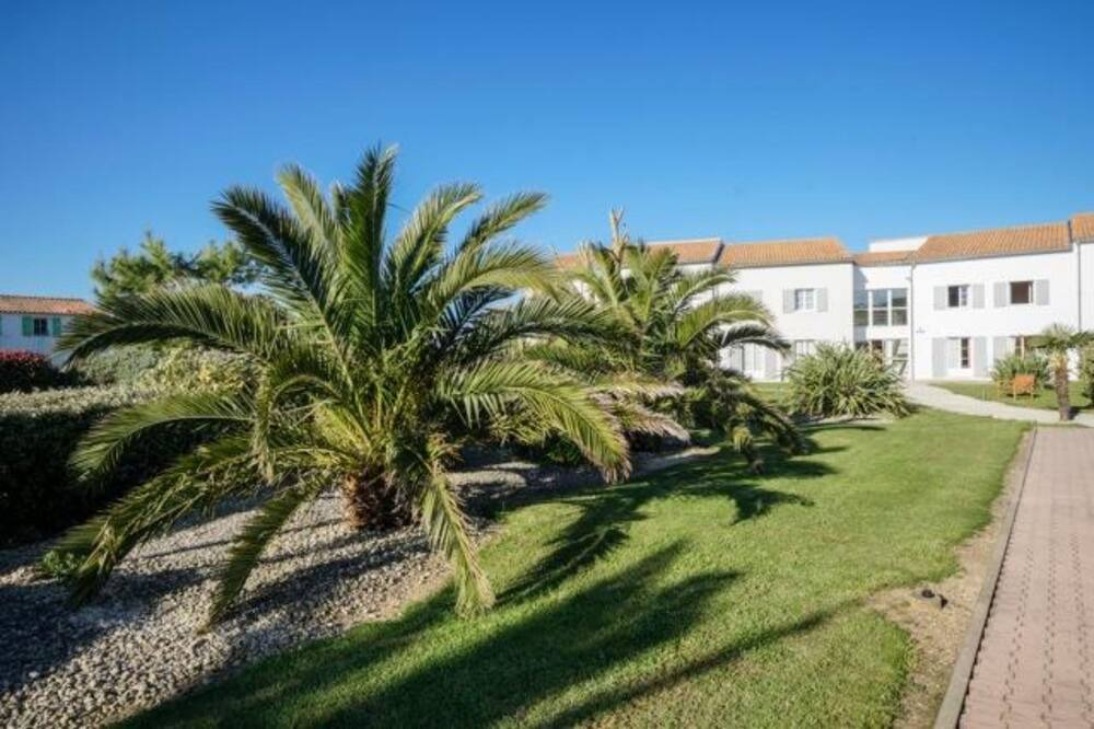 Photo of Outdoor in Ars-en-Re
