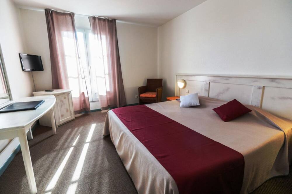 Photo of Bedroom in Ars-en-Re
