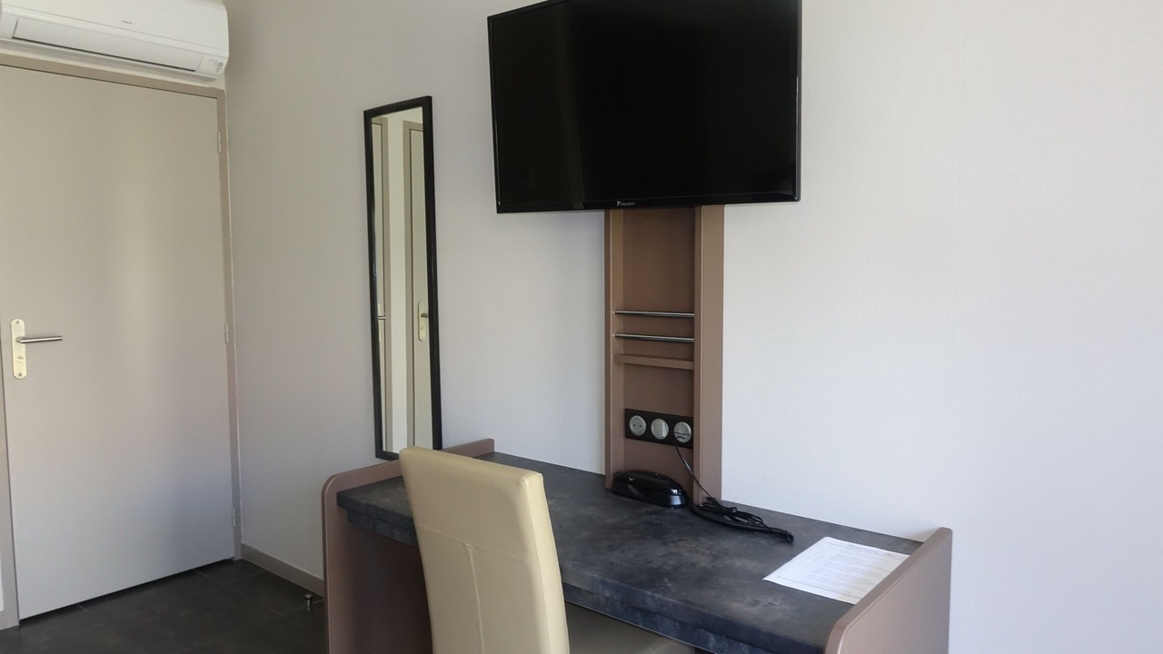 Photo of Bedroom in Terrasson-la-Villedieu