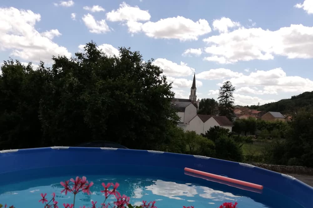 Photo of Outdoor in Saint-Loup-Lamaire