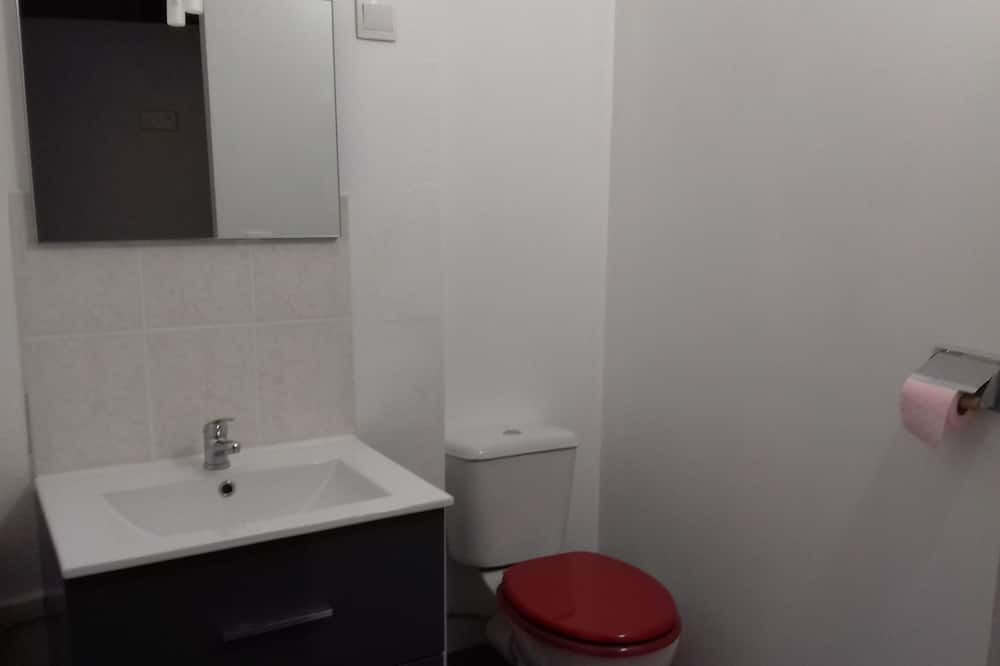 Photo of Bathroom in Saint-Loup-Lamaire