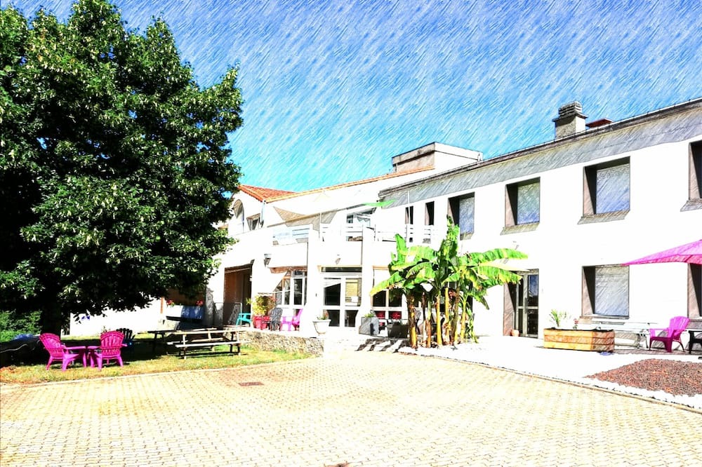Photo of Outdoor in Saint-Loup-Lamaire