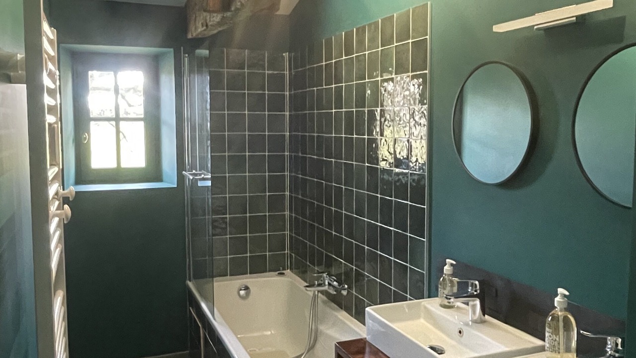 Photo of Bathroom in Lugon-et-l'ile-du-Carney