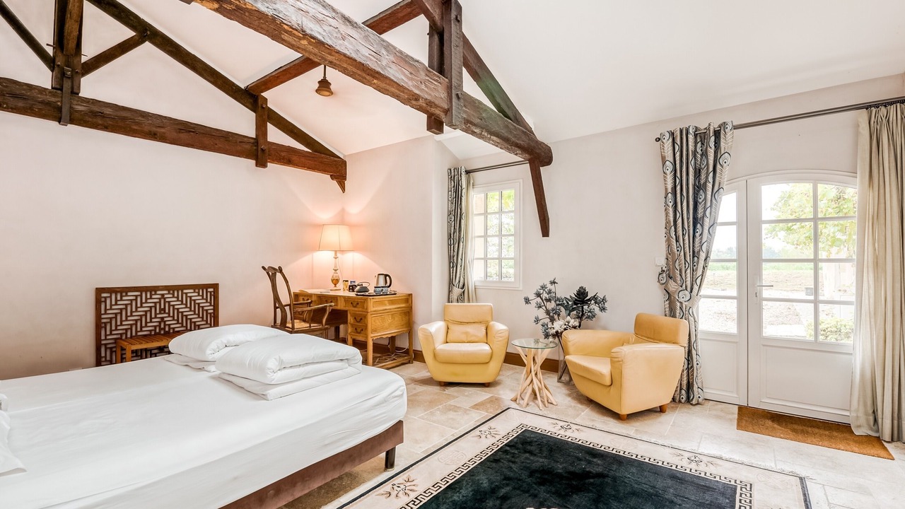 Photo of Bedroom in Lugon-et-l'ile-du-Carney