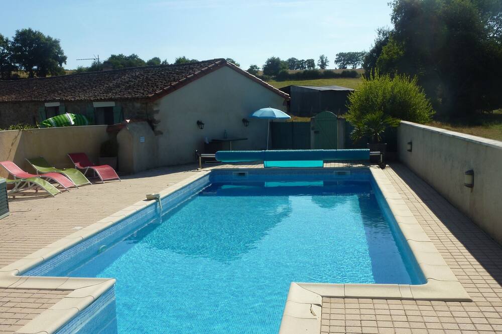 Photo of Outdoor in Chiche