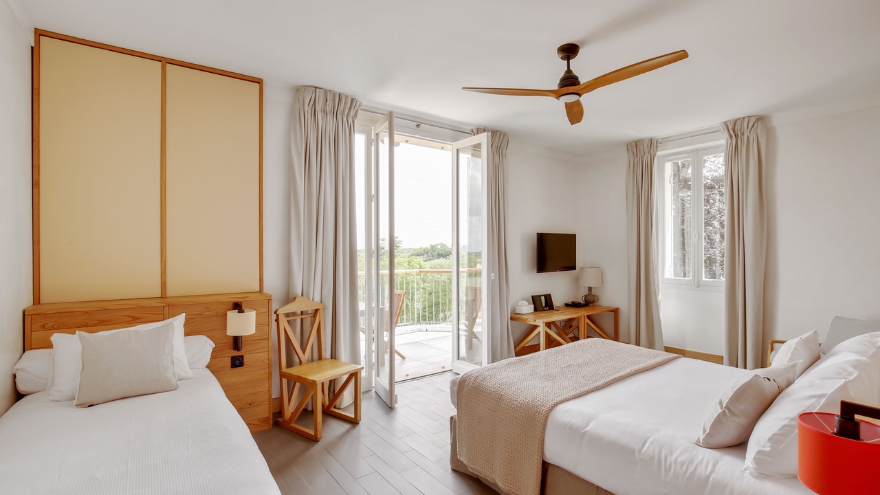 Photo of Bedroom in Saint-Etienne-De-Lisse
