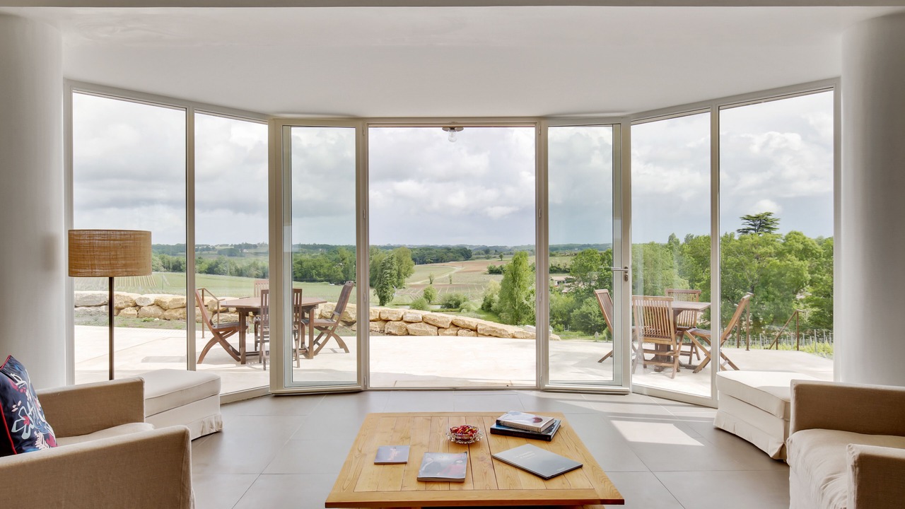 Photo of Livingroom in Saint-Etienne-De-Lisse