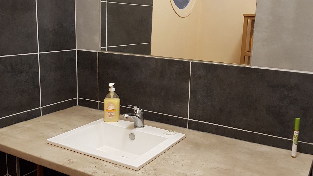 Photo of Bathroom in Cherves-Richemont