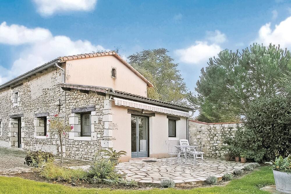 Photo of Outdoor in Nouaille-Maupertuis
