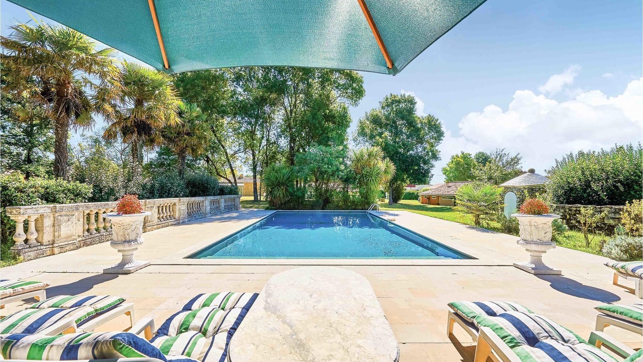 Photo of Outdoor in Saint-Vivien-de-Medoc