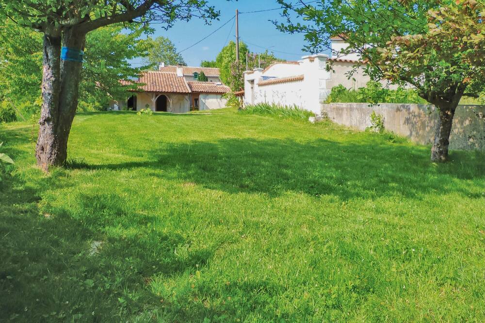 Photo of Others in Montignac-le-Coq