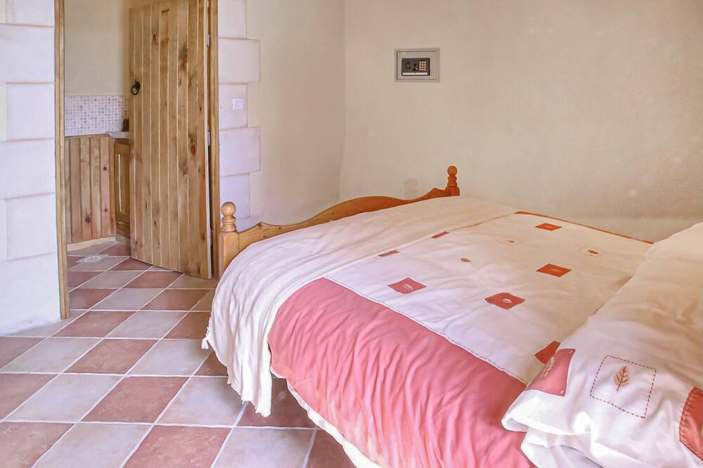 Photo of Others in Montignac-le-Coq