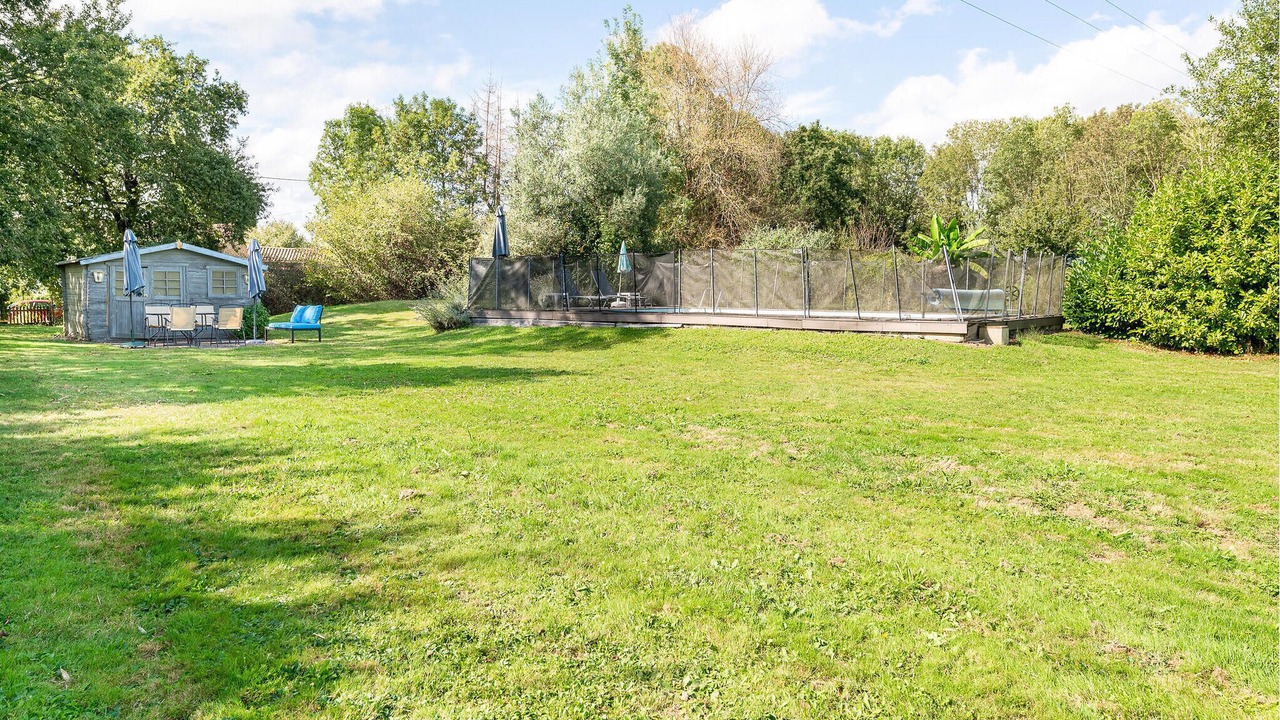 Photo of Outdoor in Le Busseau