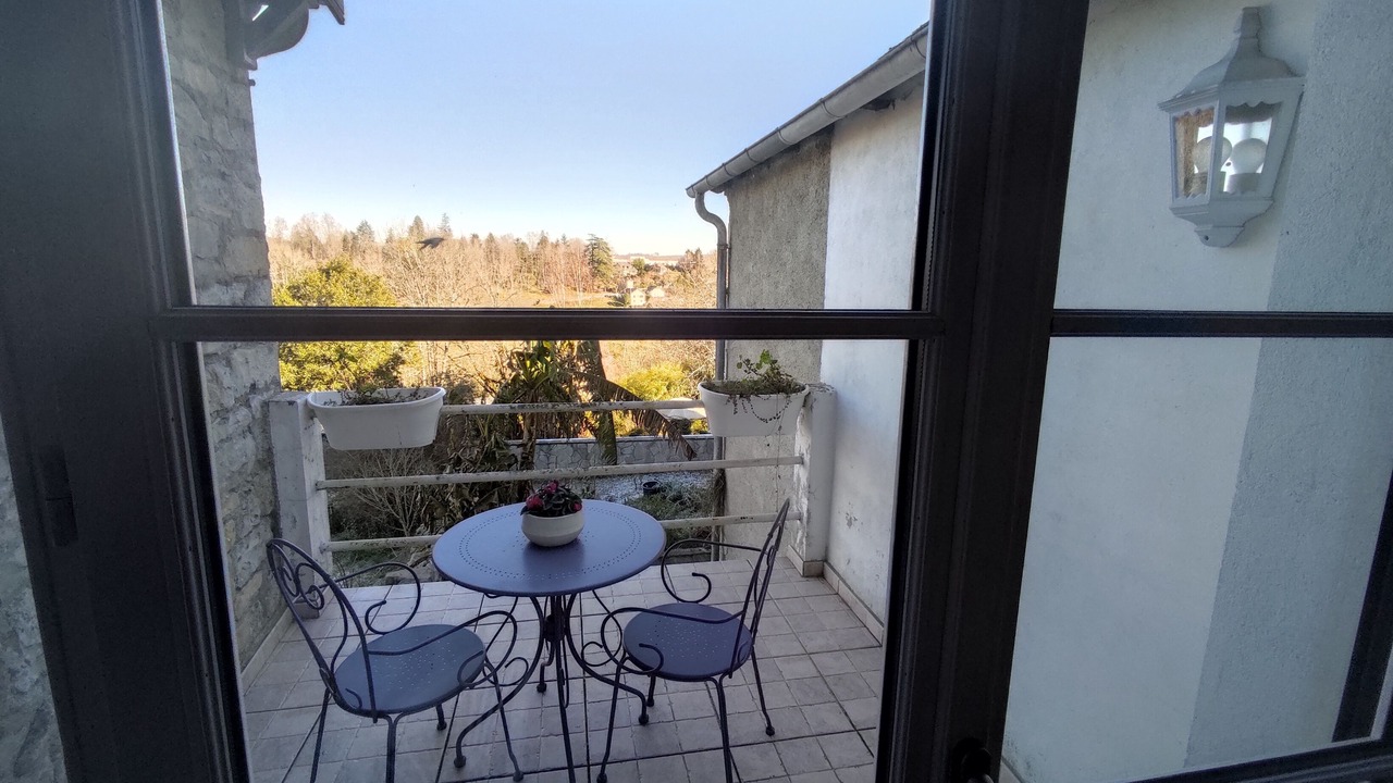 Photo of Bedroom in Oloron-Sainte-Marie