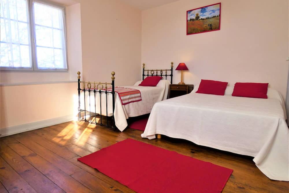 Photo of Bedroom in Ossages