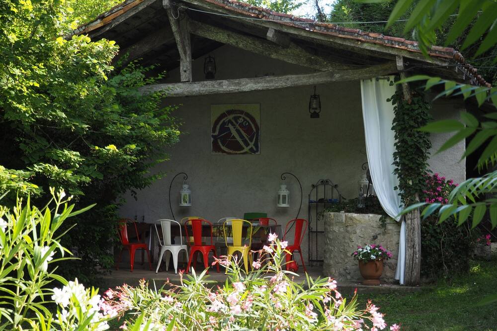 Photo of Others in Palluaud