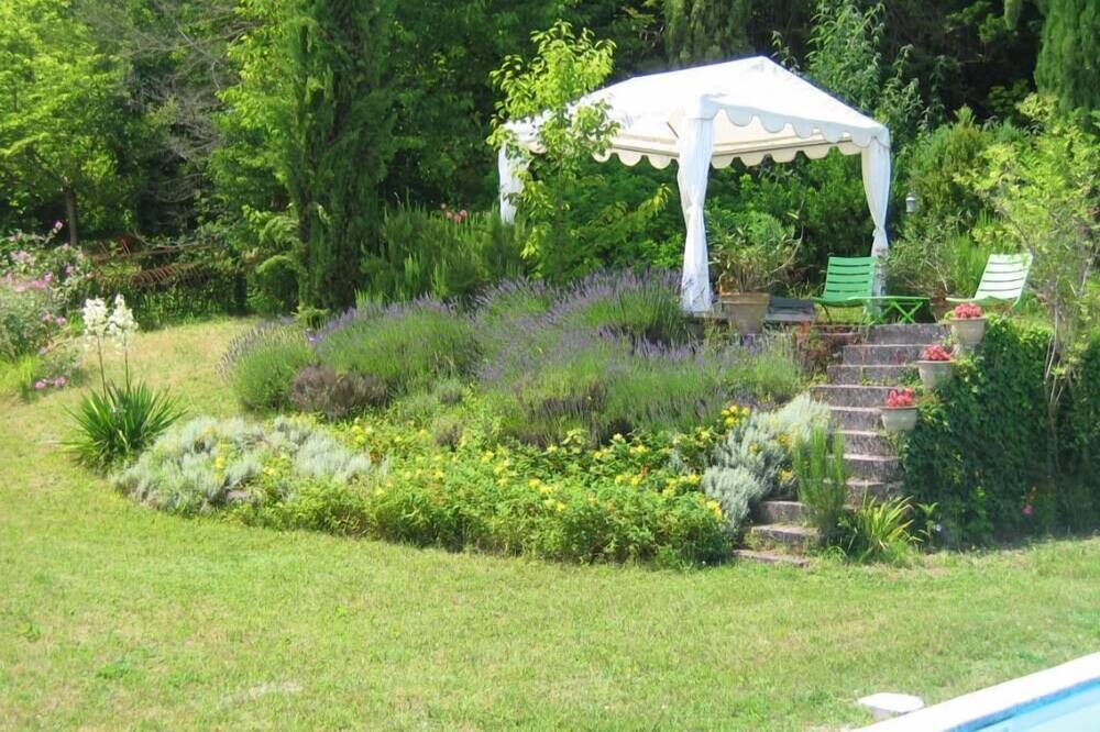 Photo of Outdoor in Palluaud