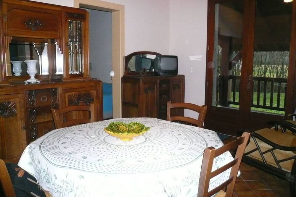Photo of Kitchen in Prechacq-les-Bains