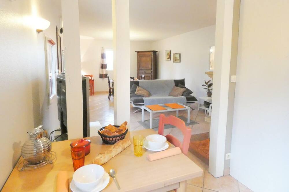 Photo of Kitchen in Bascons