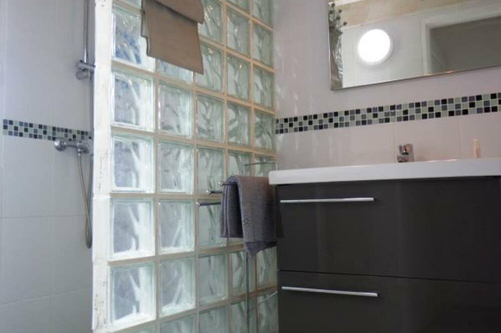 Photo of Bathroom in Saint-Geours-de-Maremne