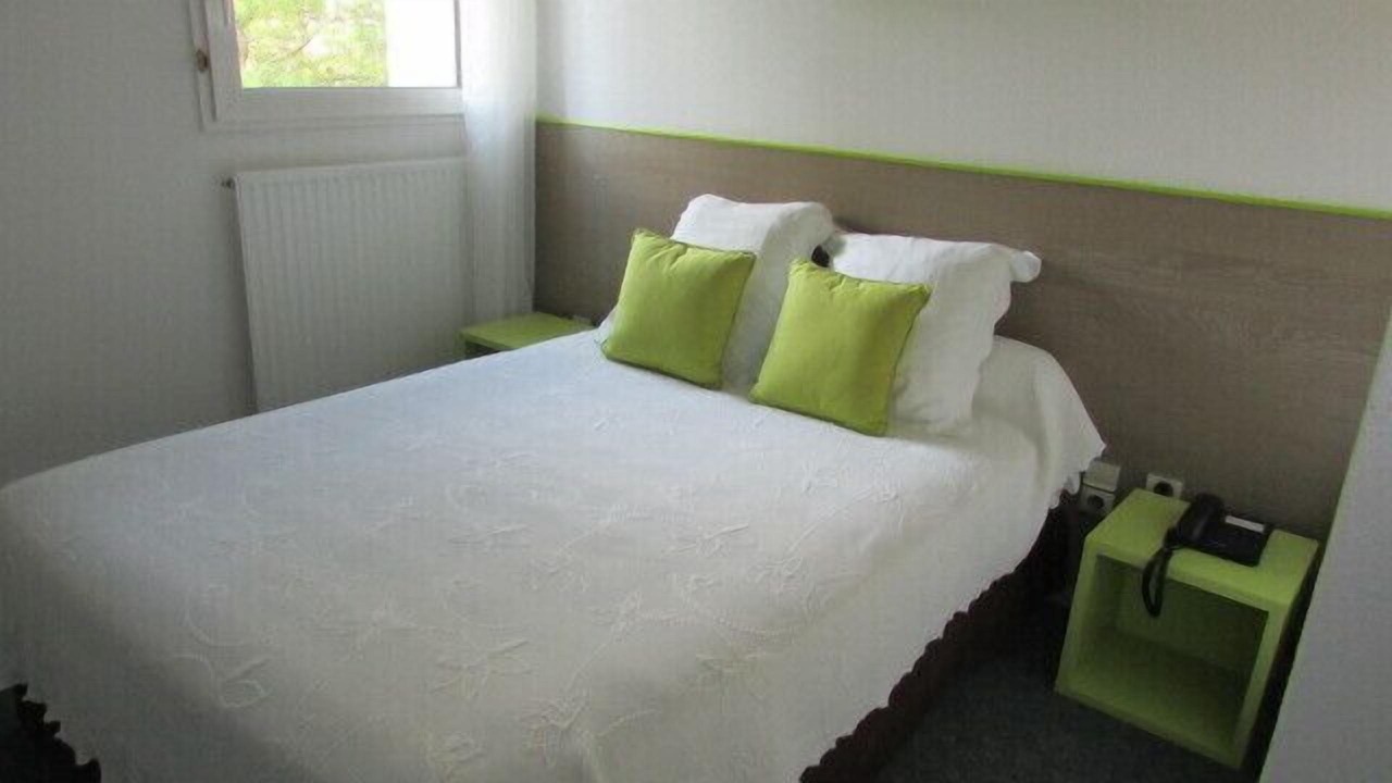 Photo of Bedroom in Barbezieux-Saint-Hilaire